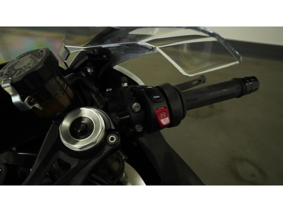 2021 BMW S1000 - Image 22 of 31