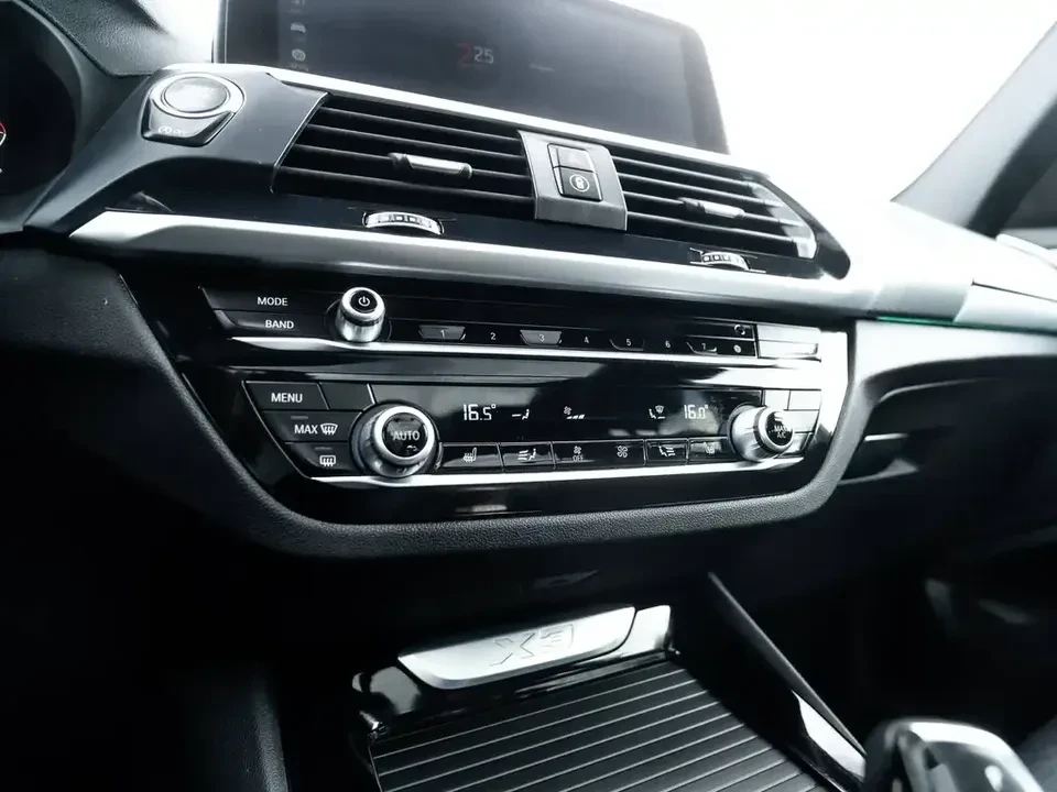 2021 BMW G01 X3 - Image 12 of 18
