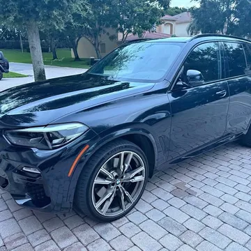 2021 BMW X5 M50i
