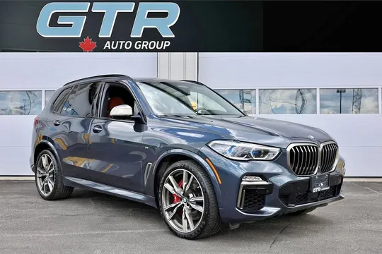 2021 BMW X5 M50i