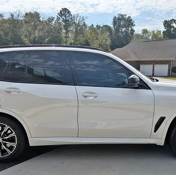 2021 BMW X5 M50i