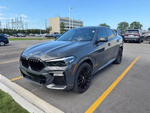 2021 BMW X6 M 50i