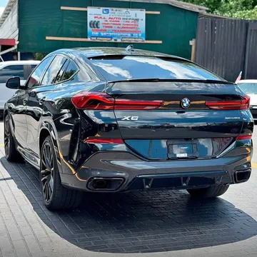 2021 BMW X6