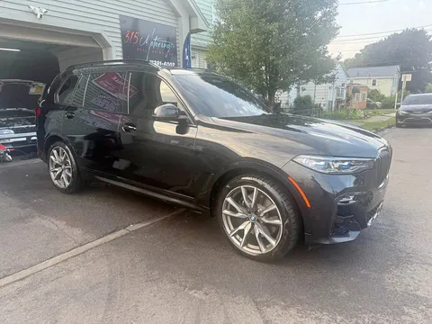 2021 BMW X7 M50i Dark Shadow Edition