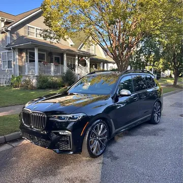 2021 BMW X7 M50i