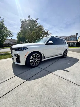 2021 BMW X7 M50i Sport Utility 4D