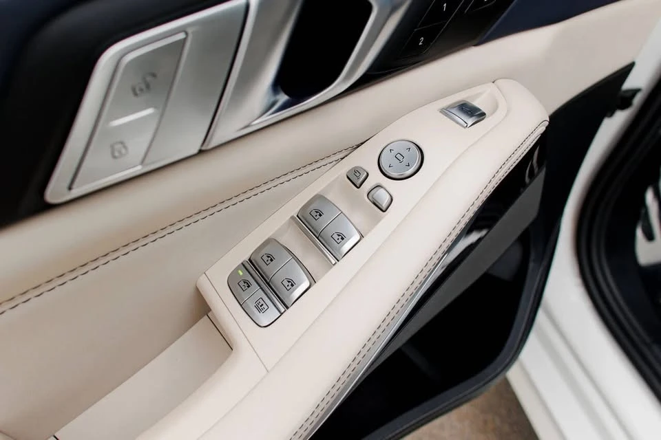 2021 BMW G07 X7 - Image 10 of 20