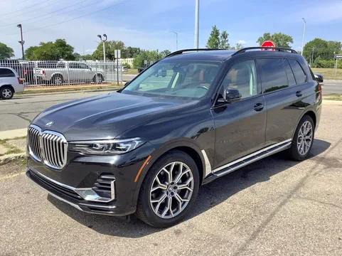 2021 BMW X7