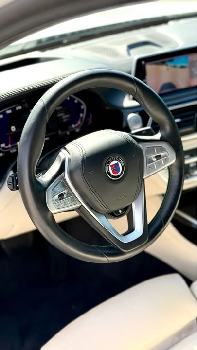 2021 BMW Alpina B7 - Image 14 of 20