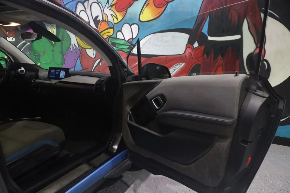 2021 BMW i3 - Image 14 of 19