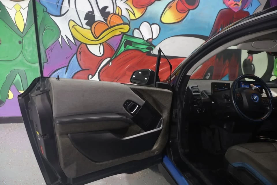 2021 BMW i3 - Image 9 of 19