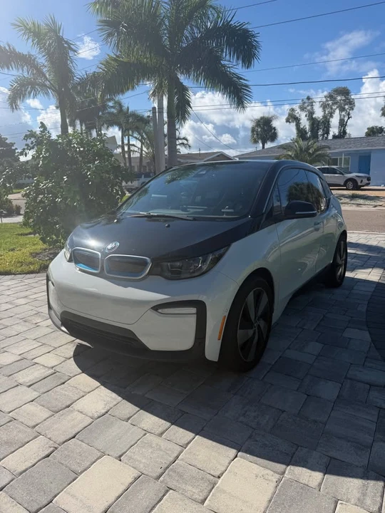 2021 BMW i3 - Image 2 of 20