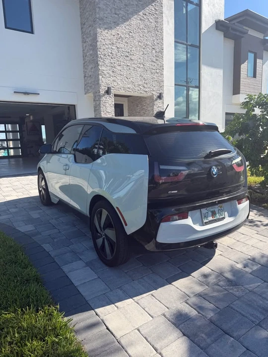 2021 BMW i3 - Image 3 of 20