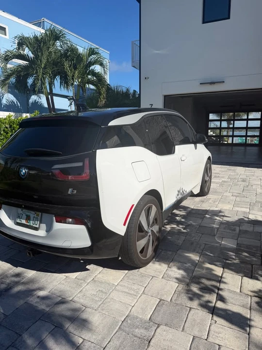 2021 BMW i3 - Image 4 of 20