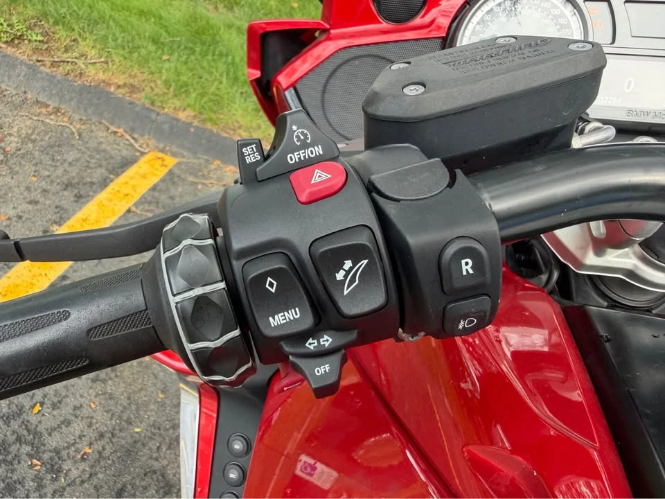2021 BMW K1600 - Image 8 of 16