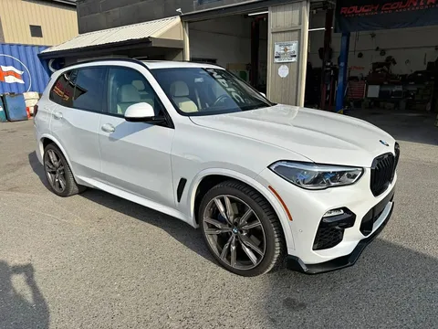 2021 BMW X5 M50i Sport