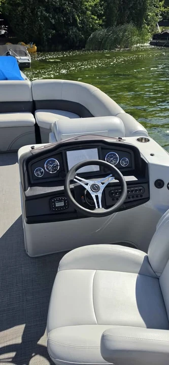 2021 Bentley - Image 17 of 17