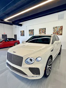 2021 Bentley Bentayga Hybrid