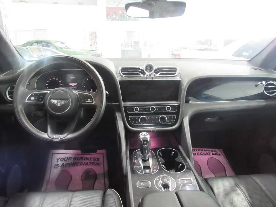 2021 Bentley Bentayga - Image 15 of 17