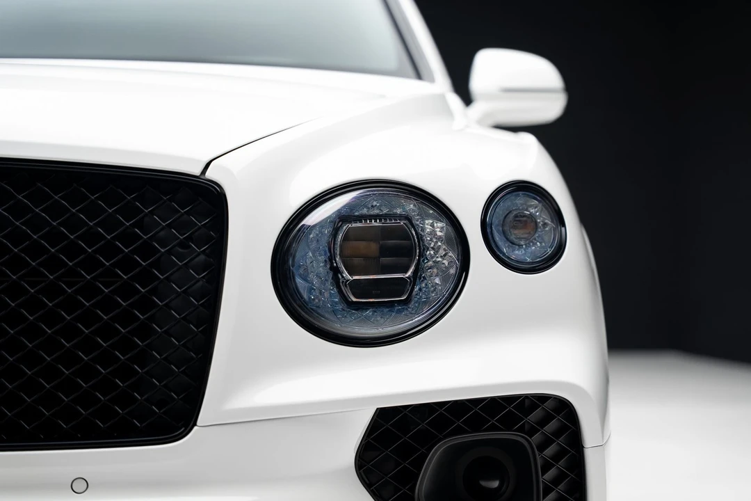 2021 Bentley Bentayga - Image 10 of 31