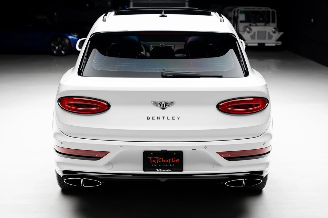 2021 Bentley Bentayga - Image 25 of 31