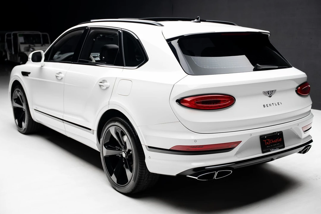 2021 Bentley Bentayga - Image 24 of 31