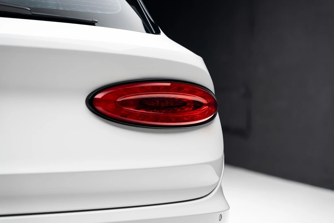 2021 Bentley Bentayga - Image 29 of 31