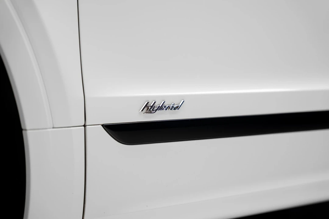 2021 Bentley Bentayga - Image 23 of 31