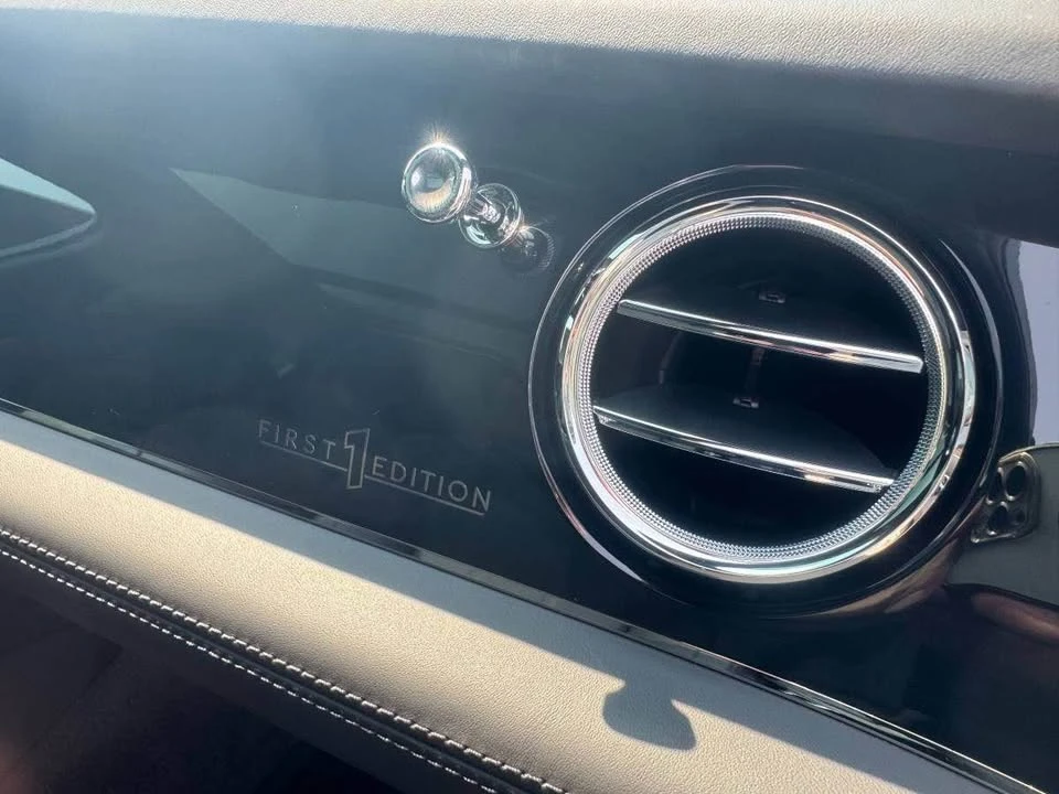 2021 Bentley Bentayga - Image 16 of 18