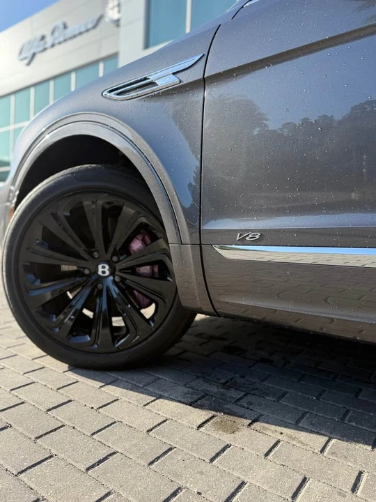 2021 Bentley Bentayga - Image 4 of 6
