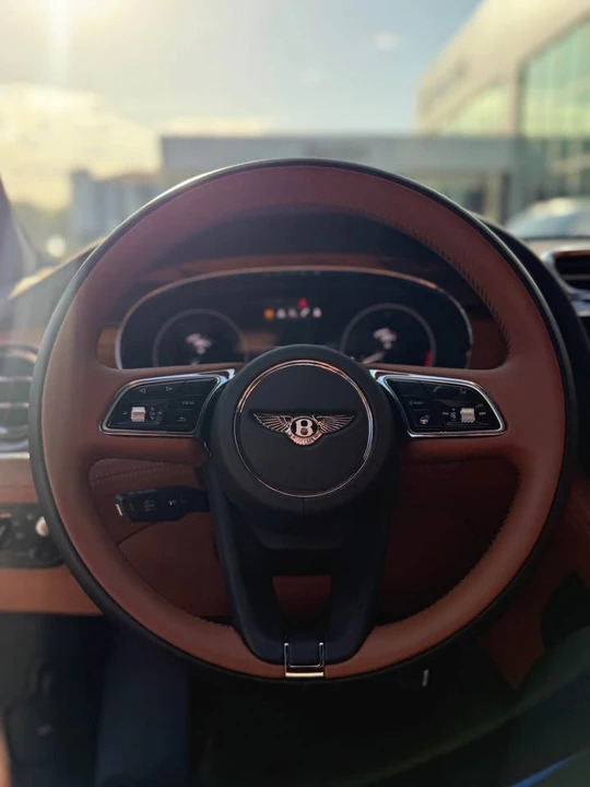2021 Bentley Bentayga - Image 3 of 6