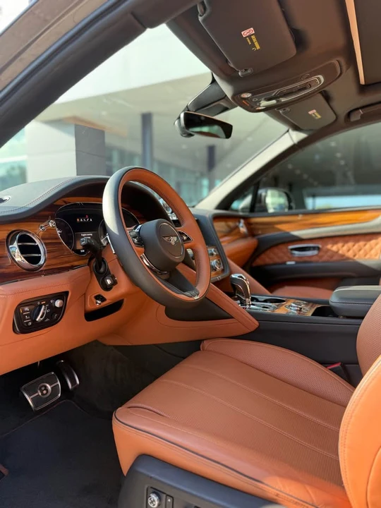 2021 Bentley Bentayga - Image 2 of 6