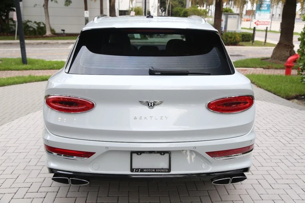 2021 Bentley Bentayga - Image 14 of 21