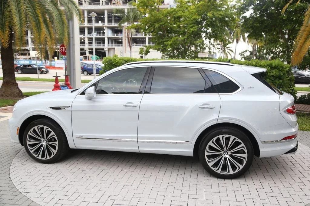 2021 Bentley Bentayga - Image 4 of 21