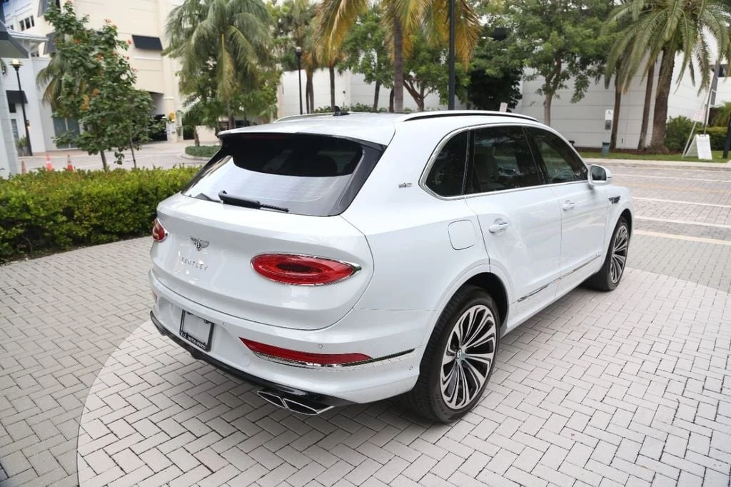 2021 Bentley Bentayga - Image 6 of 21