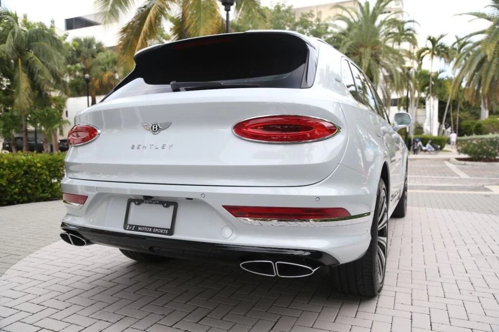 2021 Bentley Bentayga - Image 13 of 21