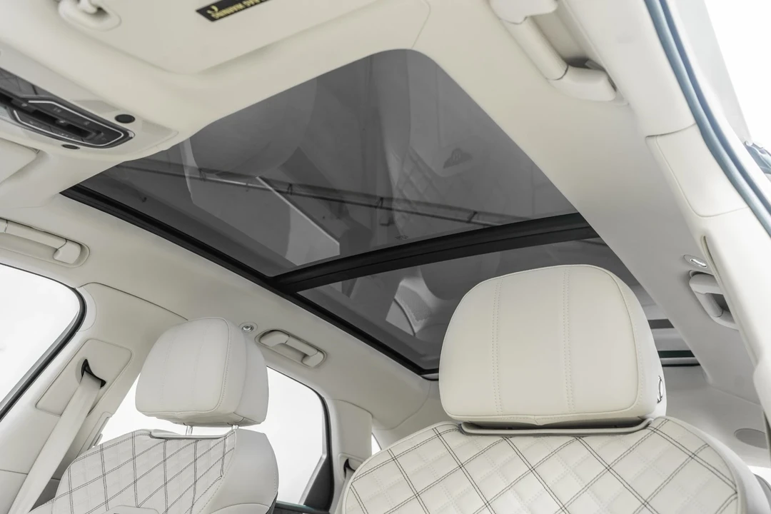 2021 Bentley Bentayga - Image 18 of 21