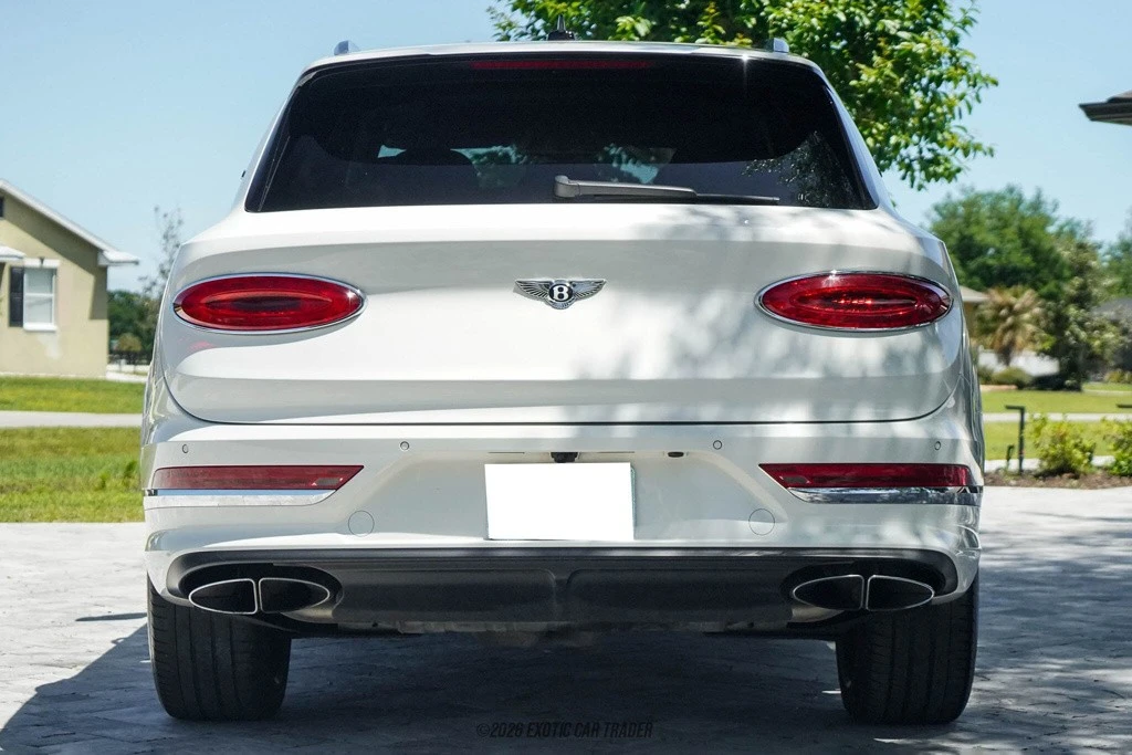 2021 Bentley Bentayga - Image 7 of 12