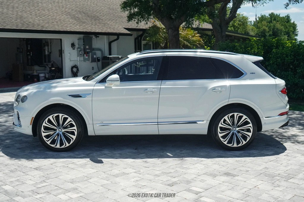 2021 Bentley Bentayga - Image 3 of 12