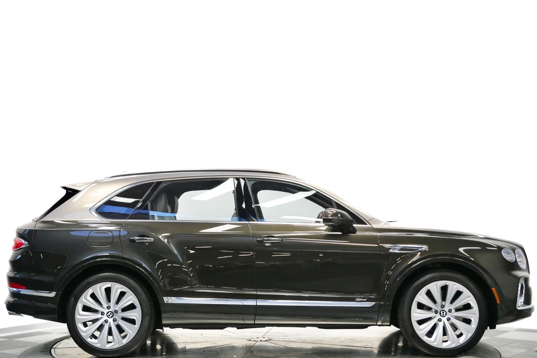 2021 Bentley Bentayga Mulliner - Image 2 of 21