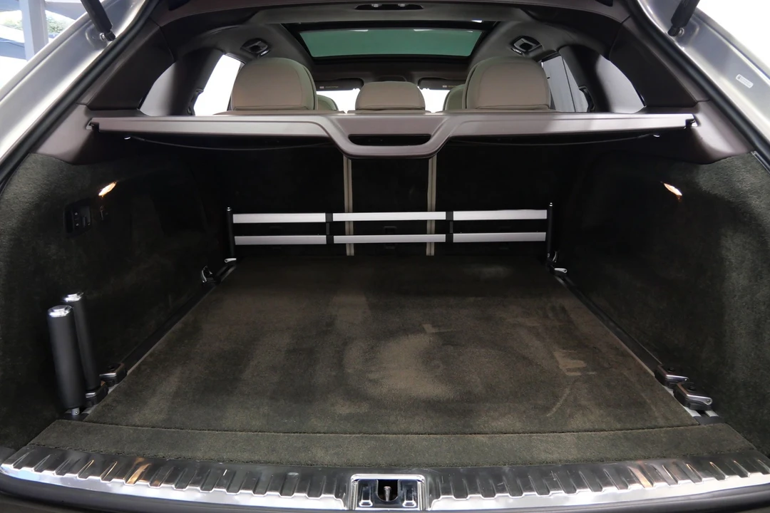 2021 Bentley Bentayga Mulliner - Image 19 of 21