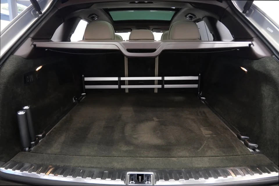 2021 Bentley Bentayga Mulliner - Image 18 of 19
