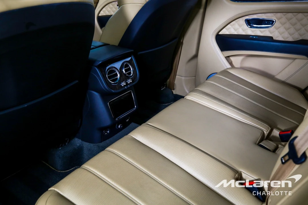 2021 Bentley Bentayga - Image 19 of 31