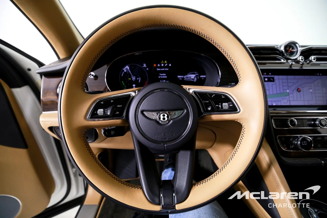 2021 Bentley Bentayga - Image 14 of 31