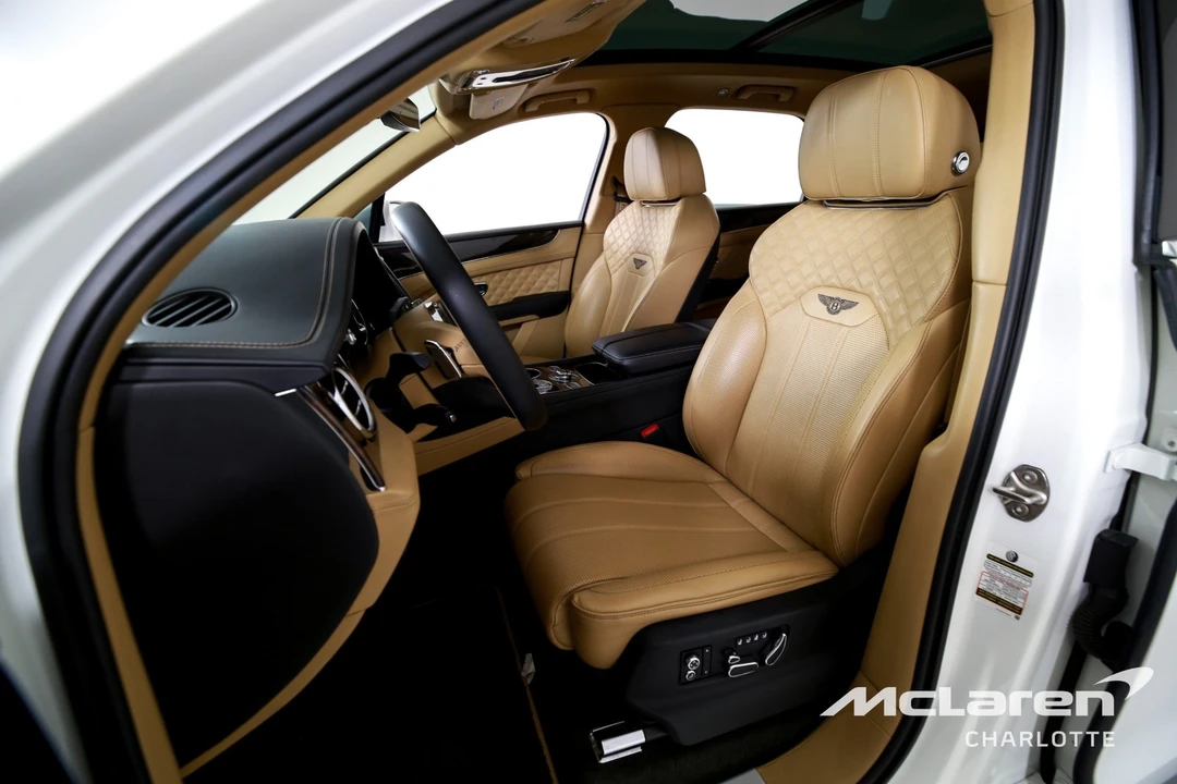 2021 Bentley Bentayga - Image 11 of 31