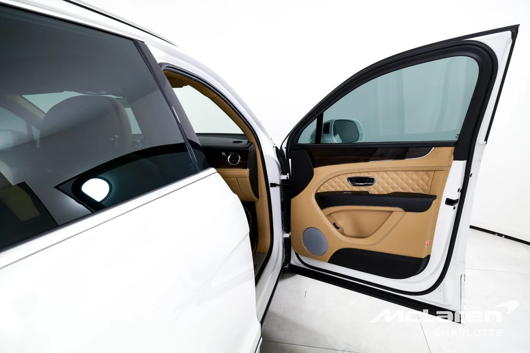 2021 Bentley Bentayga - Image 27 of 31