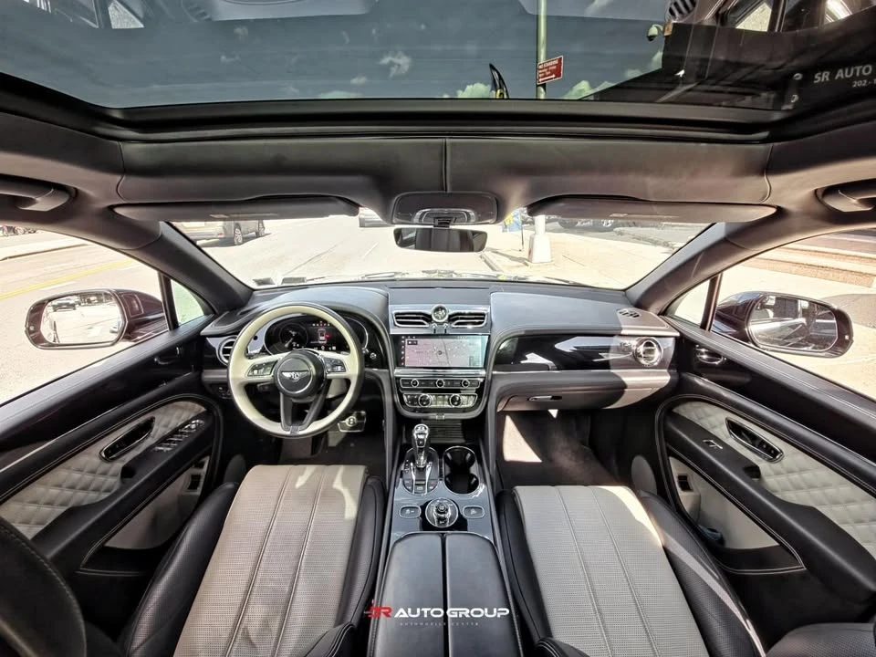 2021 Bentley Bentayga - Image 10 of 18