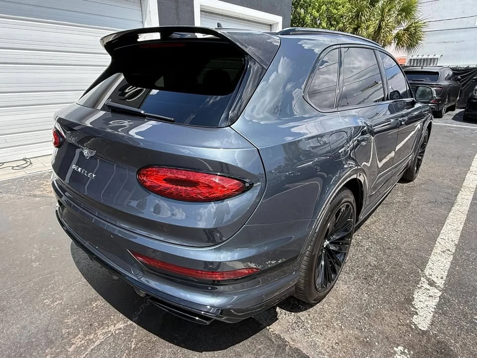 2021 Bentley Bentayga - Image 5 of 17