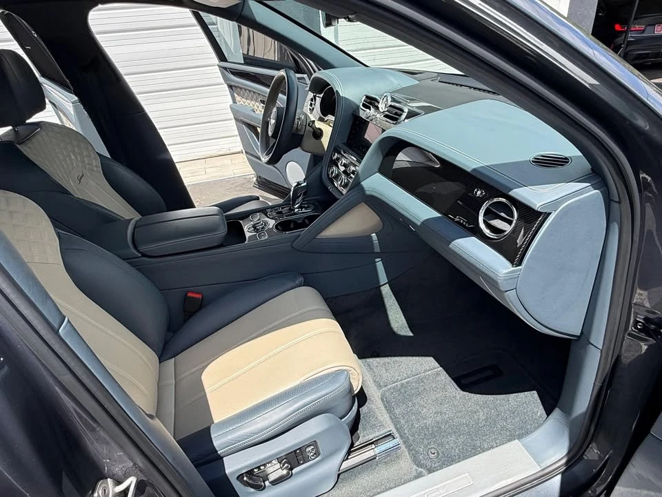 2021 Bentley Bentayga - Image 12 of 17