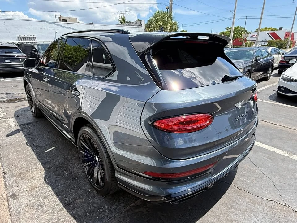 2021 Bentley Bentayga - Image 4 of 17